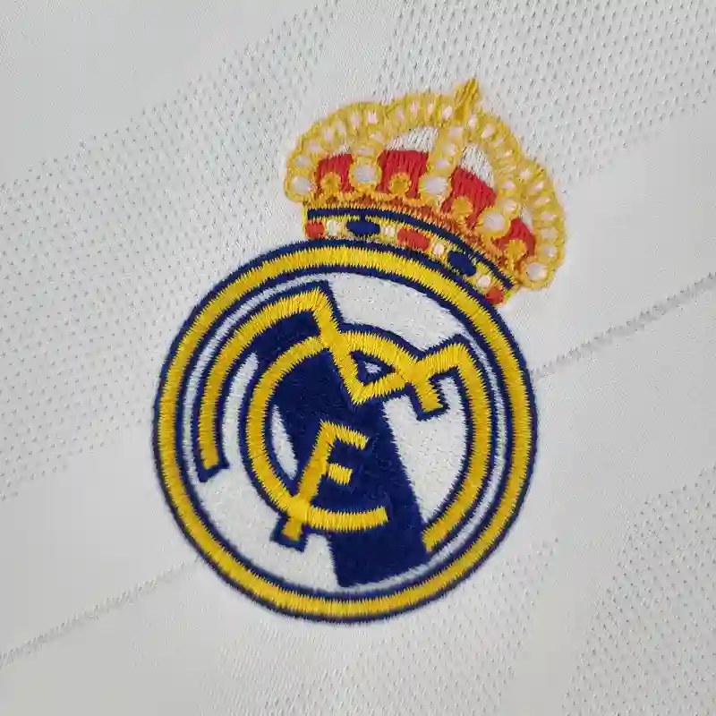 Real Madrid Home 2017-18 - Retro Shirt