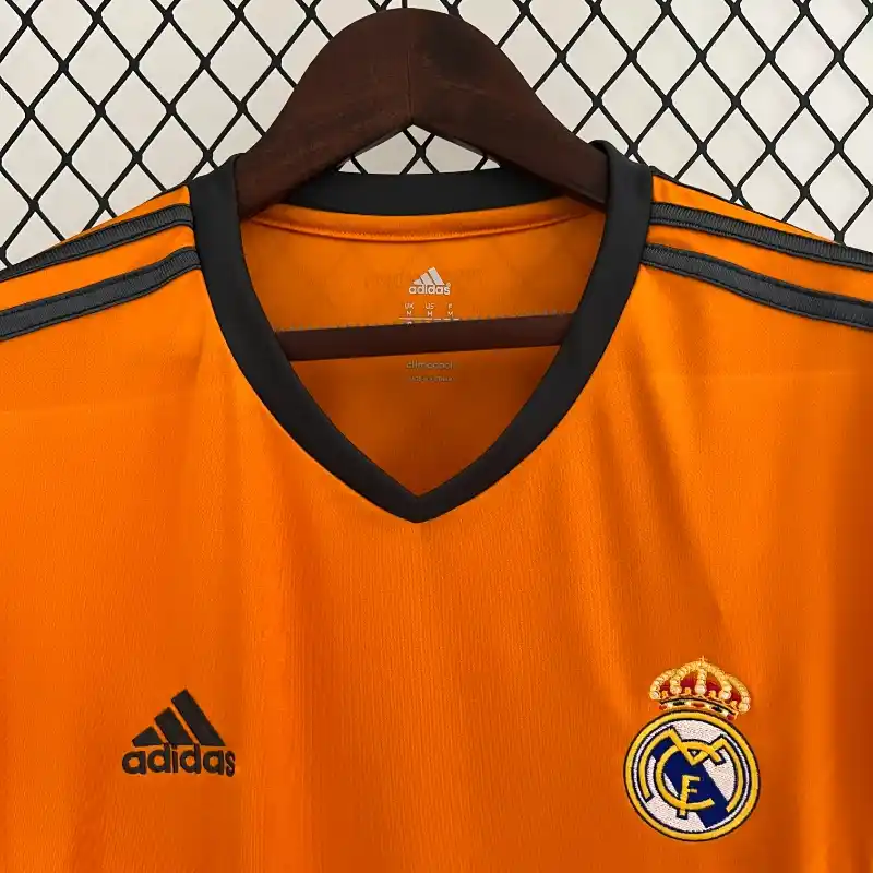 Real Madrid Away 2013-14 Retro Jersey